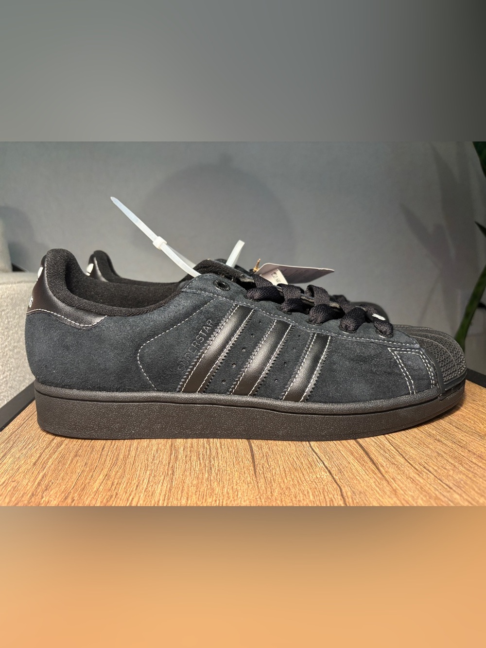 NWT adidas Superstar II JH5470 Men 11 Women 12 Black Suede Shell Toe Sneakers
